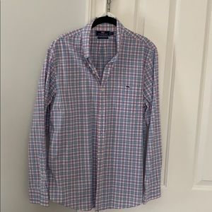 Men’s vineyard vines cotton bottom down shirt- L
